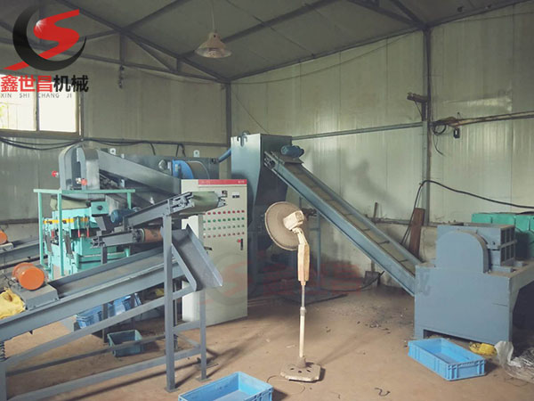 客戶訂購(gòu)的銅米粉碎機(jī)已投產(chǎn)使用